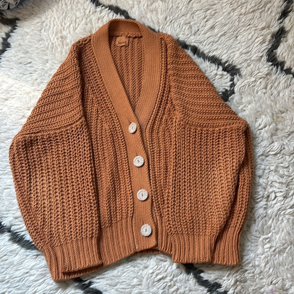Babaa Cardigan - Picture 4 of 17